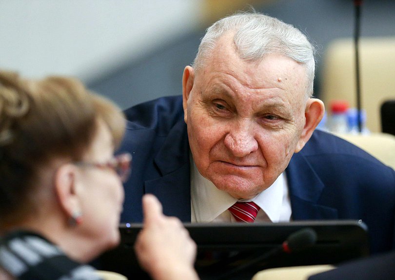 Заместитель Председателя Комитета по контролю и Регламенту Алексей Пономарев