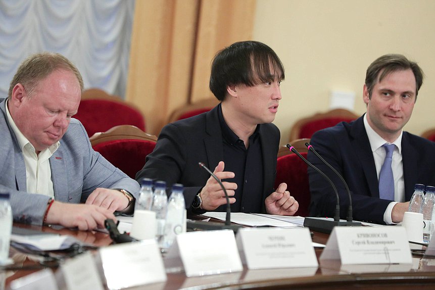 Председатель Комитета по туризму и развитию туристической инфраструктуры Сангаджи Тарбаев