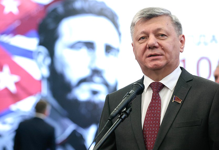 Первый заместитель Председателя Комитета по международным делам Дмитрий Новиков