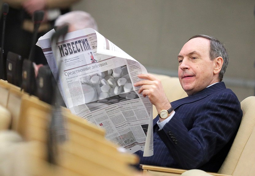 Первый заместитель Председателя Комитета по международным делам Вячеслав Никонов