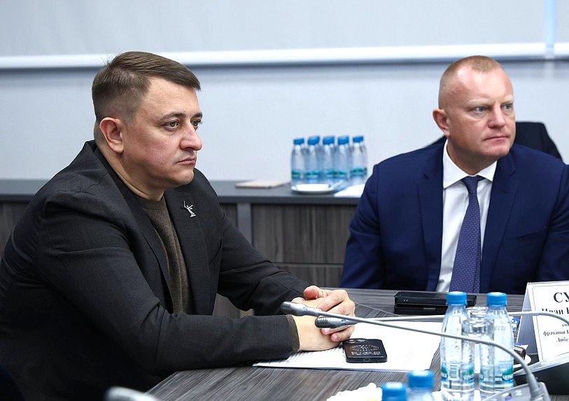 Член Комитета по вопросам собственности, земельным и имущественным отношениям Андрей Гимбатов