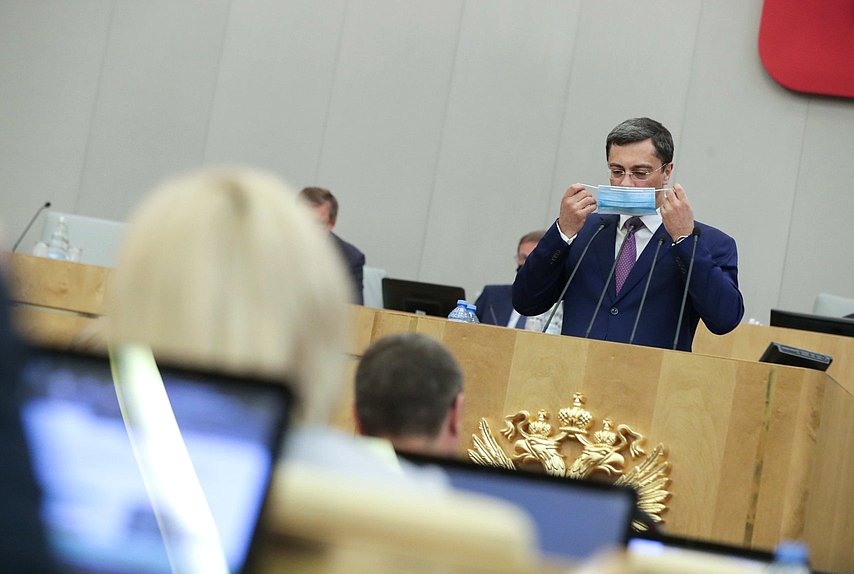 Первый заместитель Председателя Комитета по экономической политике, промышленности, инновационному развитию и предпринимательству Владимир Гутенев