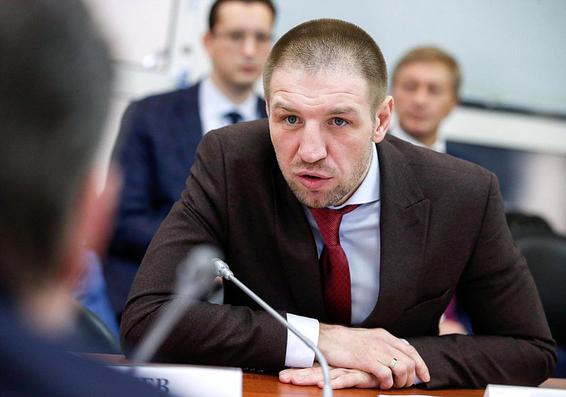 Первый заместитель Председателя Комитета по физической культуре и спорту Дмитрий Пирог
