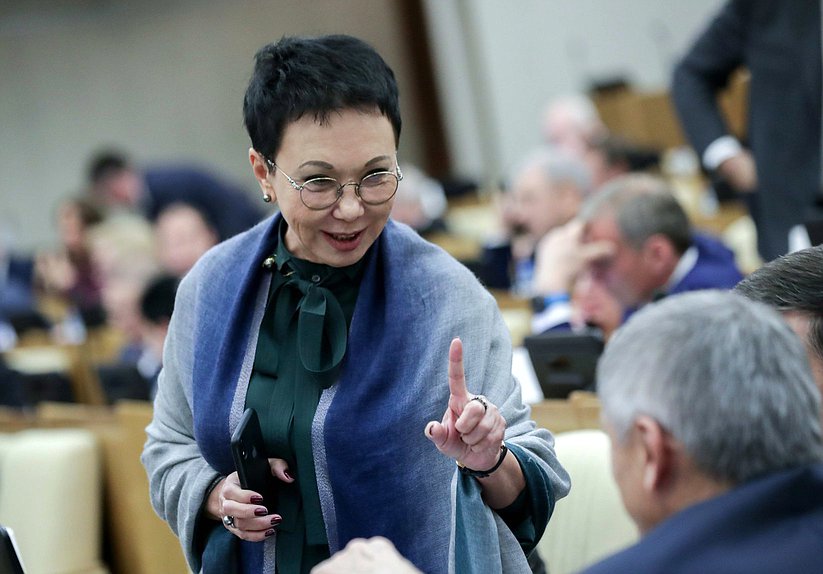 Заместитель Председателя Комитета по контролю и Регламенту Лариса Шойгу