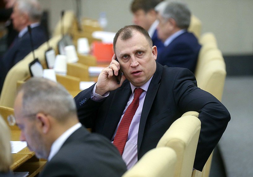 Член Комитета по труду, социальной политике и делам ветеранов Сергей Вострецов