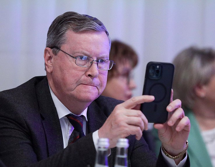 Первый заместитель Председателя Комитета по аграрным вопросам Олег Нилов