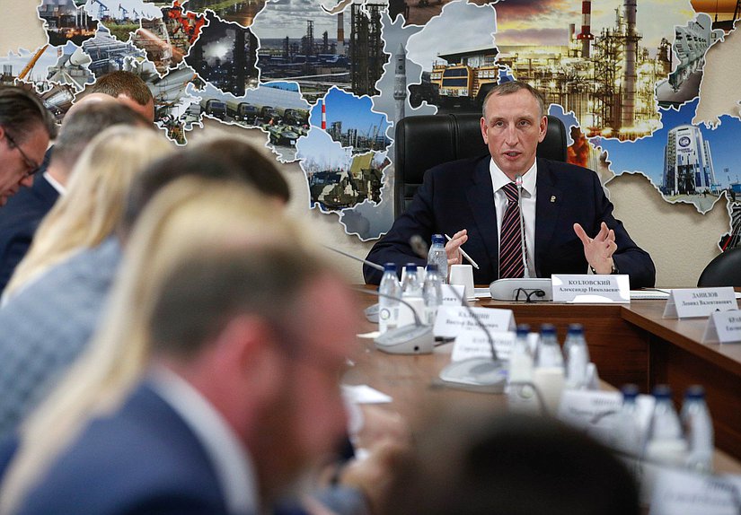 Первый заместитель Председателя Комитета по промышленности и торговле Александр Козловский