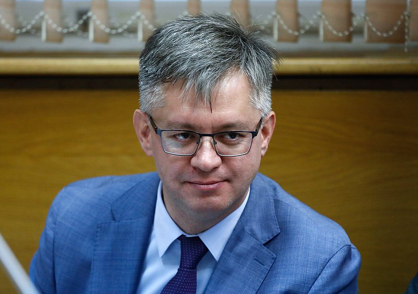 Статс-секретарь — заместитель министра энергетики РФ Дмитрий Исламов