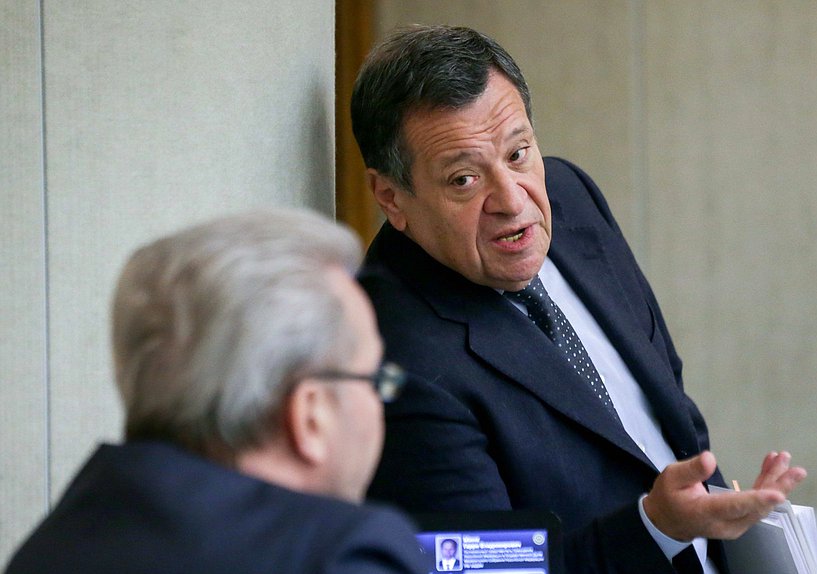Председатель Комитета по бюджету и налогам Андрей Макаров