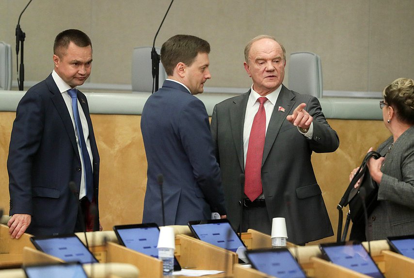 Руководитель фракции КПРФ Геннадий Зюганов