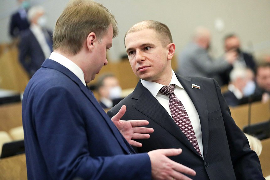 Первый заместитель Председателя Комитета по контролю Михаил Романов