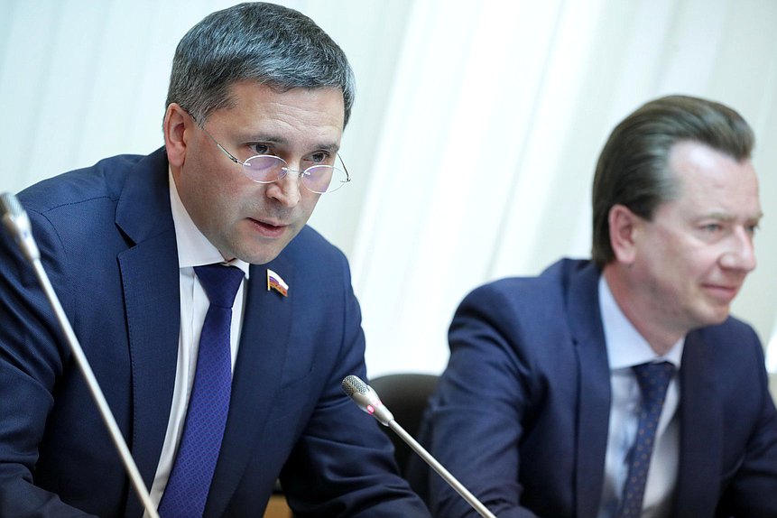 Председатель Комитета по экологии, природным ресурсам и охране окружающей среды Дмитрий Кобылкин