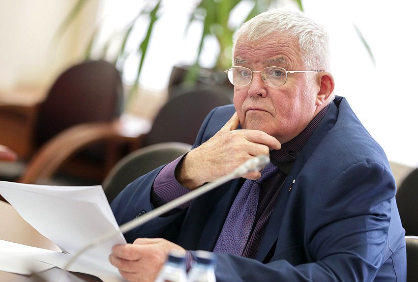 Член Комитета по делам национальностей Николай Борцов