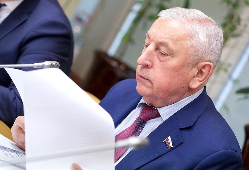 Председатель Комитета по развитию Дальнего Востока и Арктики Николай Харитонов
