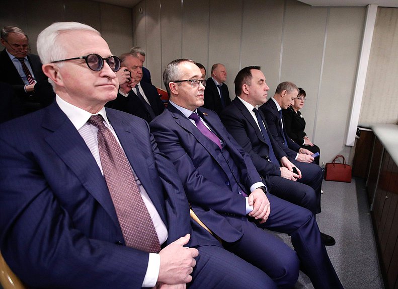 Президент Российского союза промышленников и предпринимателей (РСПП) Александр Шохин и Председатель Московской городской Думы Алексей Шапошников
