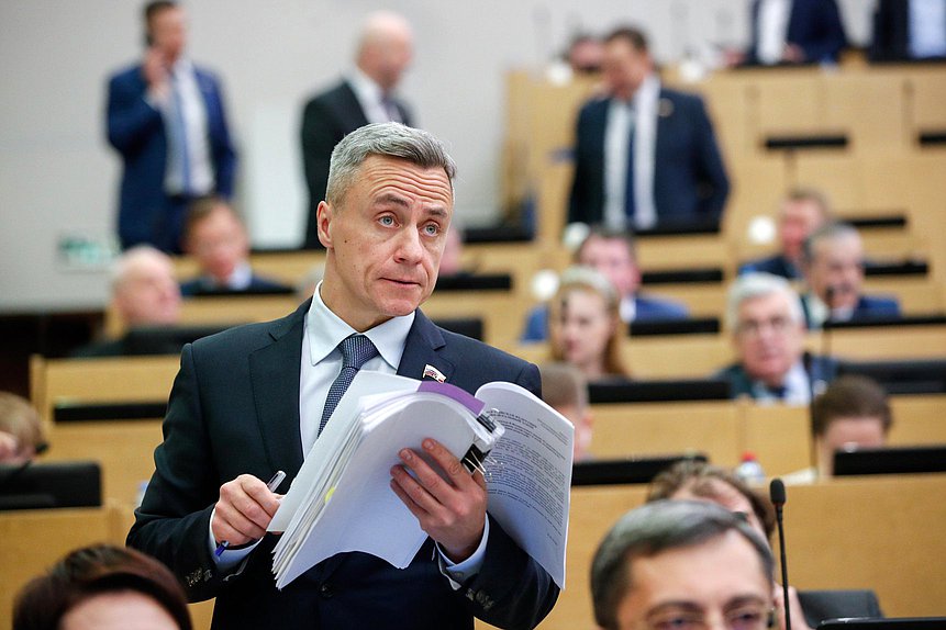 Заместитель Председателя Комитета по вопросам собственности, земельным и имущественным отношениям Владимир Самокиш