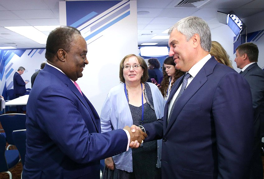 Chairman of the State Duma Viacheslav Volodin and President of the National Assembly of the Republic of Angola Fernando da Piedade Dias dos Santos