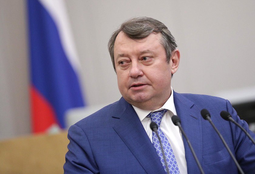 Член Комитета по бюджету и налогам Валерий Скруг