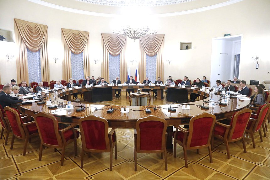 Заседание Комитета по охране здоровья