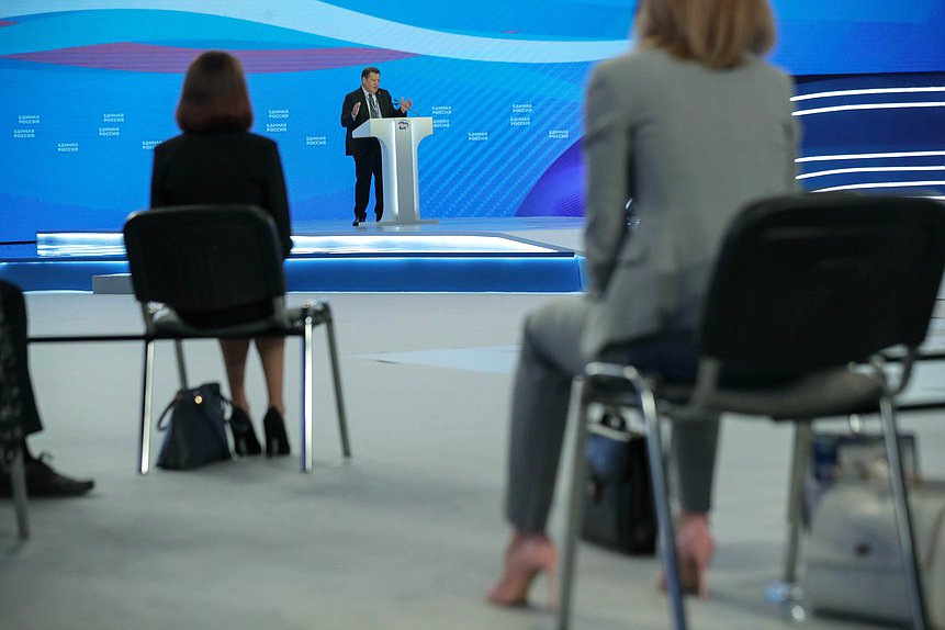 Председатель Комитета по бюджету и налогам Андрей Макаров