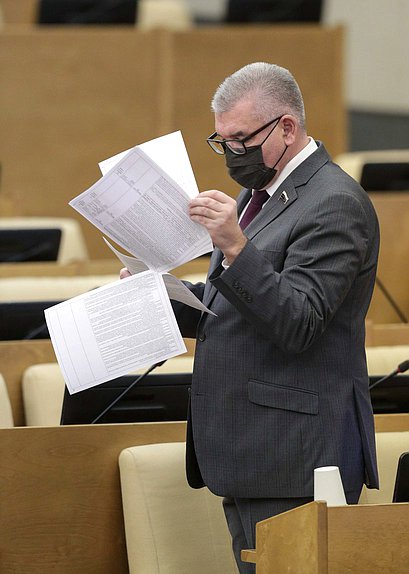 Первый заместитель Председателя Комитета по федеративному устройству и вопросам местного самоуправления Игорь Сапко