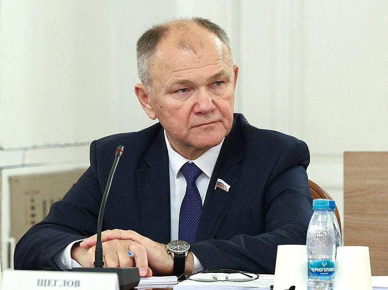 Член Комитета по охране здоровья Николай Щеглов