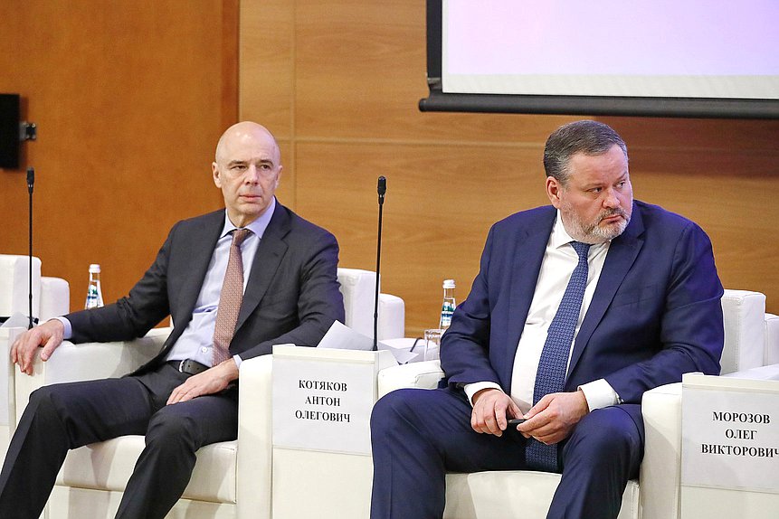 Министр финансов РФ Антон Силуанов и Министр труда и социальной защиты РФ Антон Котяков