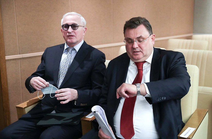 Президент Российского союза промышленников и предпринимателей (РСПП) Александр Шохин и Министр юстиции РФ Константин Чуйченко