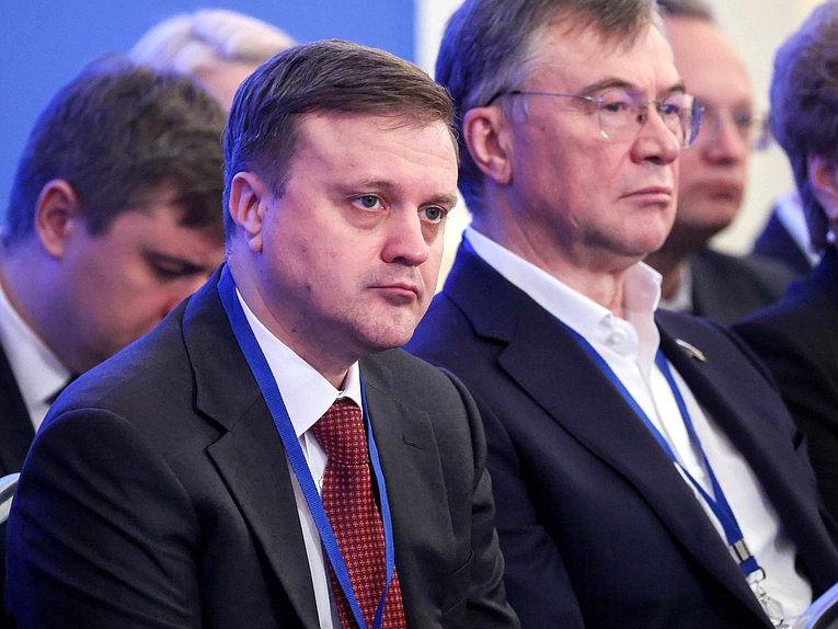 Председатель Комитета по региональной политике и местному самоуправлению Алексей Диденко