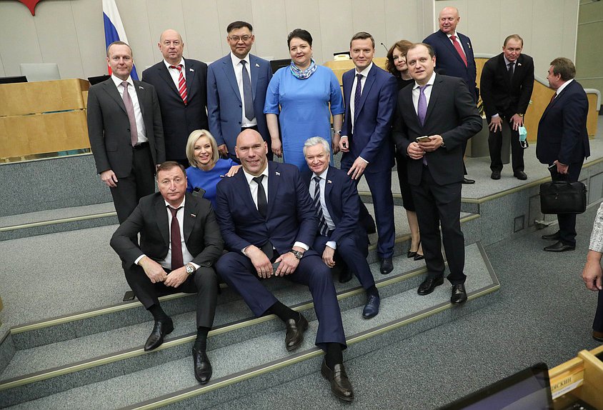 Последнее пленарное заседание весенней сессии (17.06.2021)
