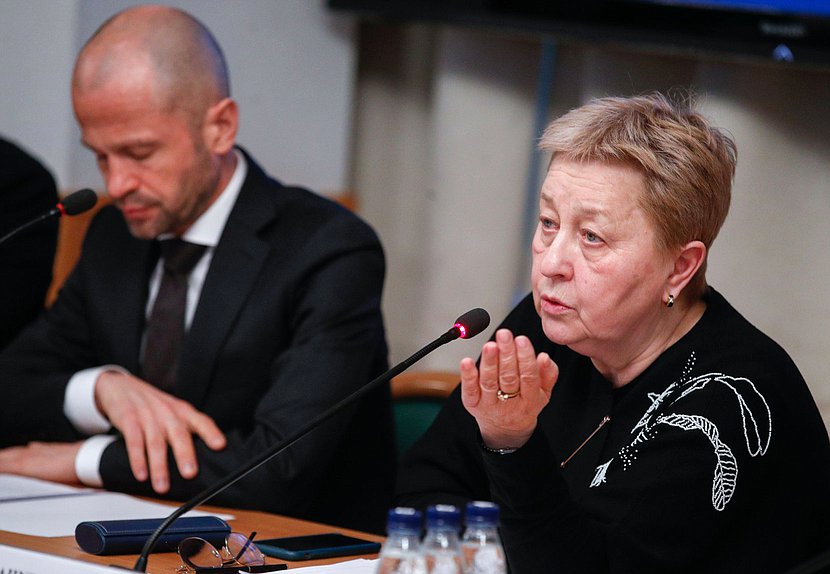 Круглый стол Комитета по строительству и жилищно-коммунальному хозяйству на тему «Механизмы стимулирования рынка жилищного строительства: проектное финансирование и ипотека»