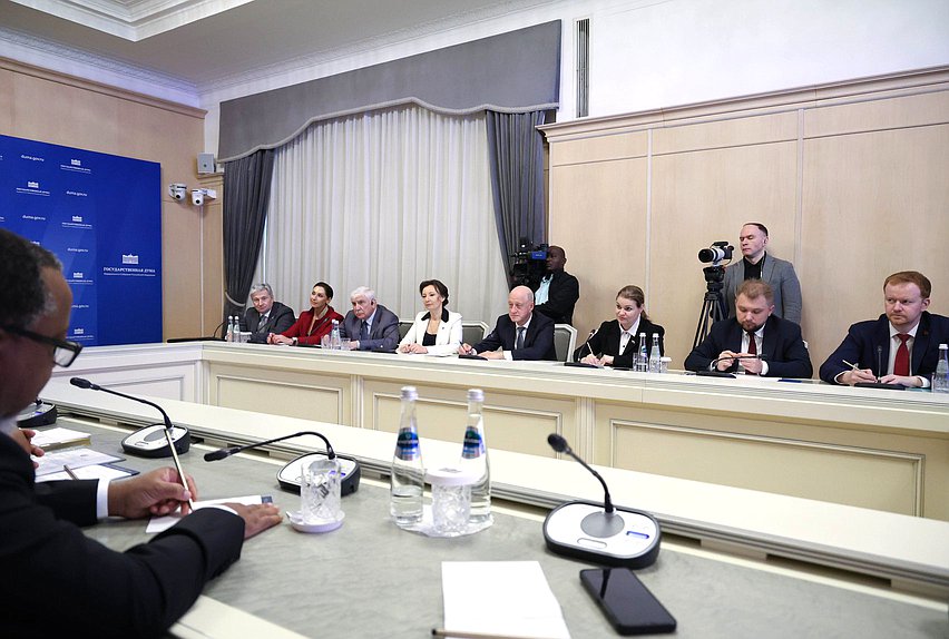 Встреча заместителя Председателя Государственной Думы Александра Бабакова с Председателем Ассамблеи Республики Мозамбик Маргаридой Аламуги Талапой