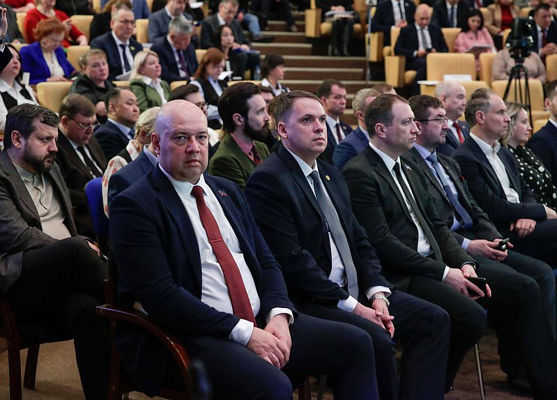 Всероссийская конференция по развитию представительных органов муниципальных образований и общественного самоуправления на региональном и местном уровнях с опорой на традиционные российские духовно-нравственные и культурно-исторические ценности