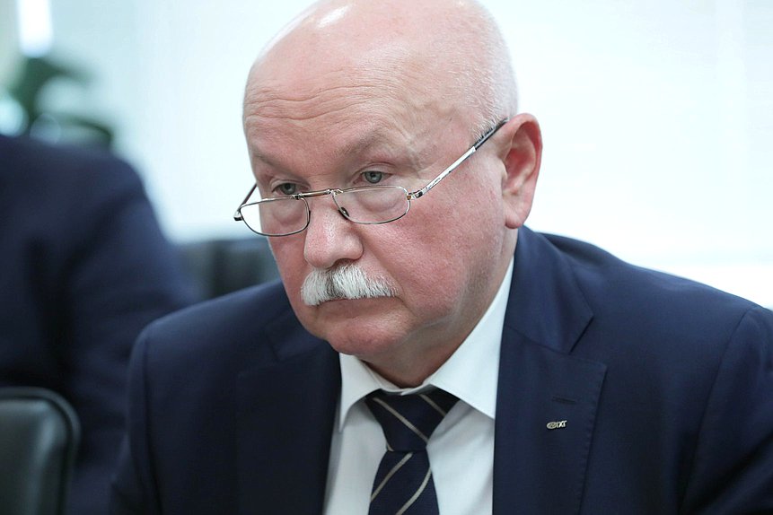 Круглый стол на тему «Развитие рынка природного газа как моторного топлива: проблемы и пути решения» Комитета по энергетике