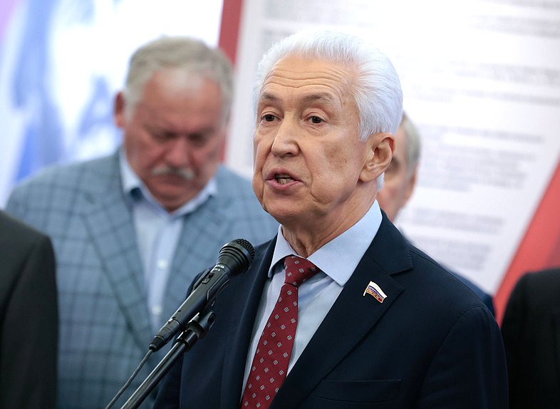Руководитель фракции «Единая Россия» Владимир Васильев