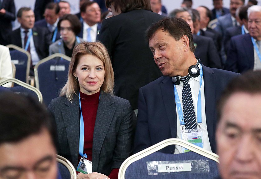 Deputy Chairwoman of the Committee on International Affairs Natalia Poklonskaia and First Deputy Chairman of the Committee on Economic Policy, Industry, Innovation, and Entrepreneurship Nikolai Arefiev