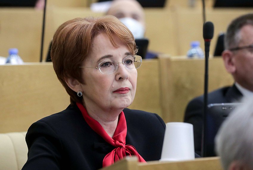 Депутат от Партии роста Оксана Дмитриева