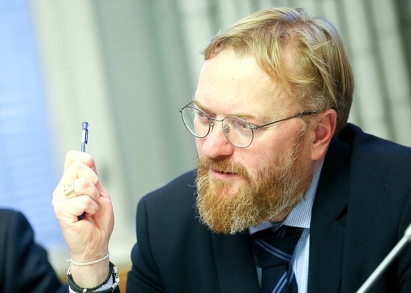 Член Комитета по развитию гражданского общества, вопросам общественных и религиозных объединений Виталий Милонов