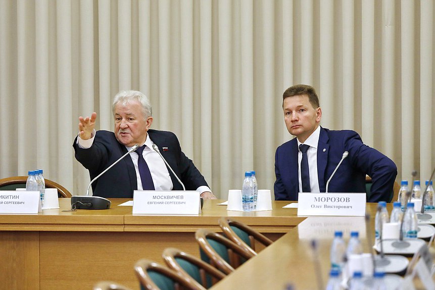 Председатель Комитета по транспорту и развитию транспортной инфраструктуры Евгений Москвичев