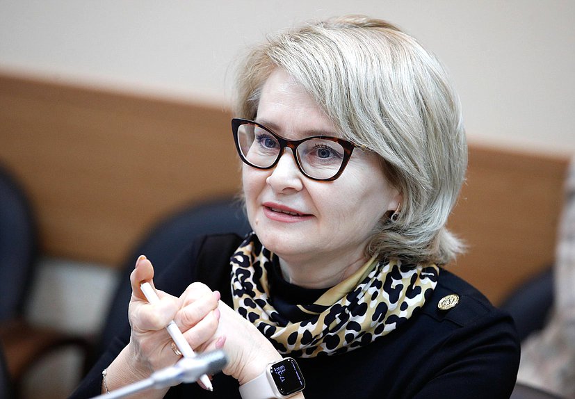 Член Комитета по просвещению Эльвира Аиткулова