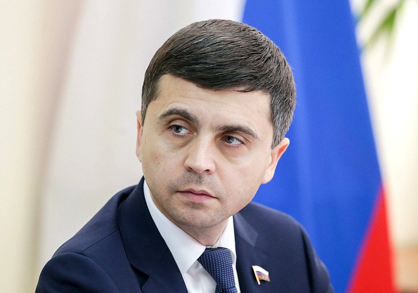 Заместитель Председателя Комитета по делам национальностей Руслан Бальбек