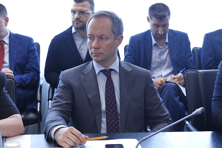 Член Комитета по физической культуре и спорту Роман Терюшков