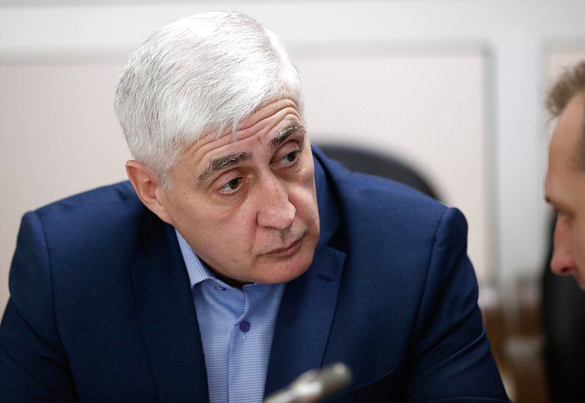 Заседание экспертного совета Комитета по промышленности и торговле по развитию промышленной инфраструктуры (индустриальные парки, технопарки, экотехнопарки и кластеры)