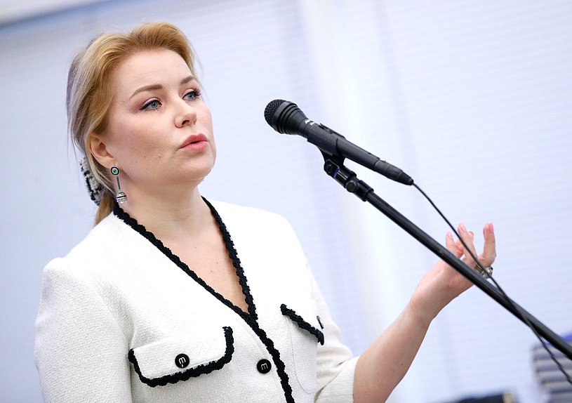 Открытие выставки «Есенин. Бесконечная легенда», приуроченной к 125-летию со дня рождения Сергея Есенина