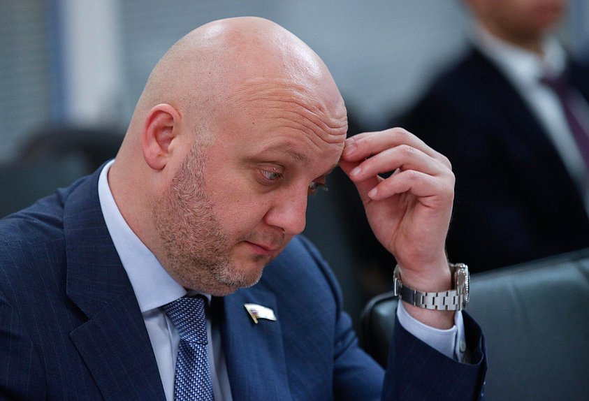 Член Комитета по энергетике Муслим Татриев