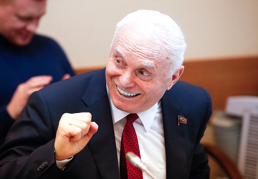 Первый заместитель Председателя Комитета по просвещению Михаил Берулава