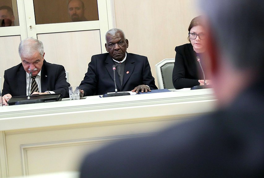 Председатель Национальной ассамблеи народной власти и Государственного Совета Республики Куба Эстебан Ласо Эрнандес