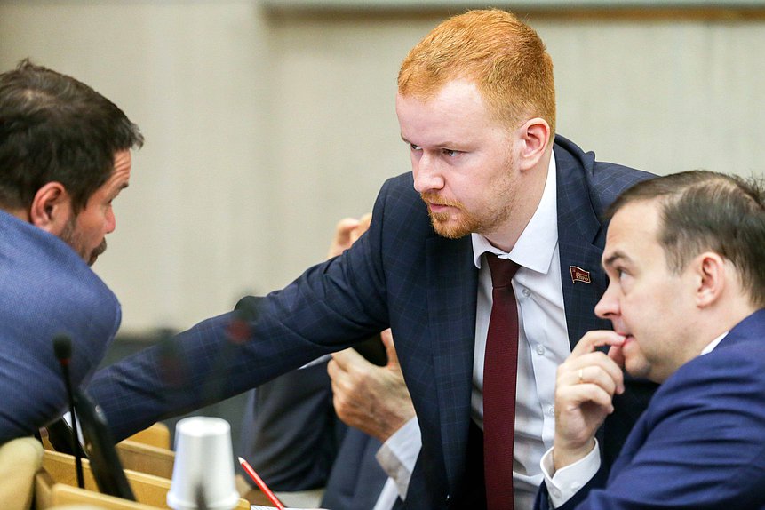 Член Комитета по федеративному устройству и вопросам местного самоуправления Денис Парфенов