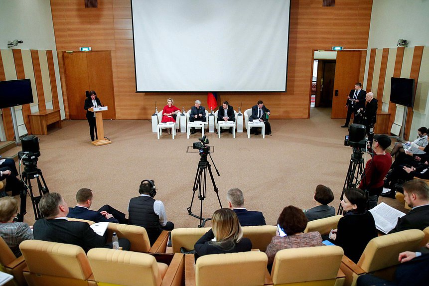 Круглый стол Комитета по охране здоровья на тему «Законодательные аспекты обращения лекарственных препаратов до их ввода в гражданский оборот»