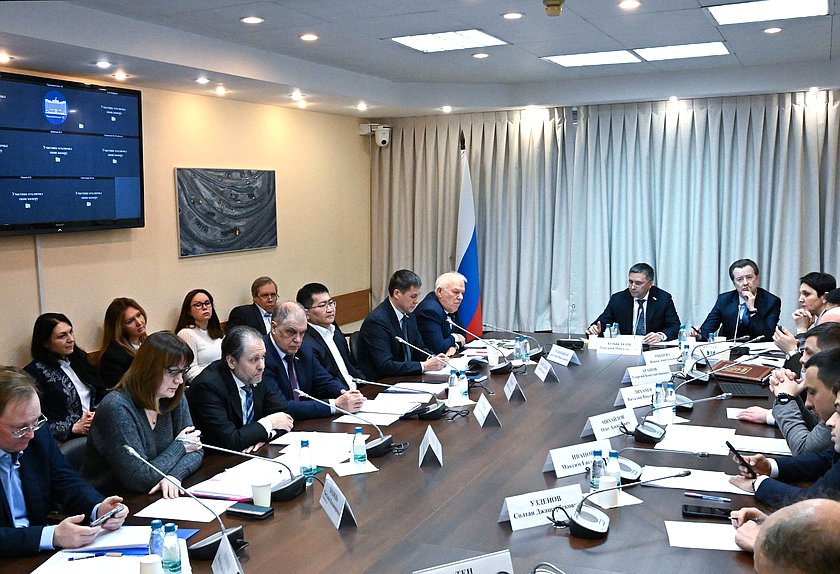 Заседание Комитета по экологии, природным ресурсам и охране окружающей среды